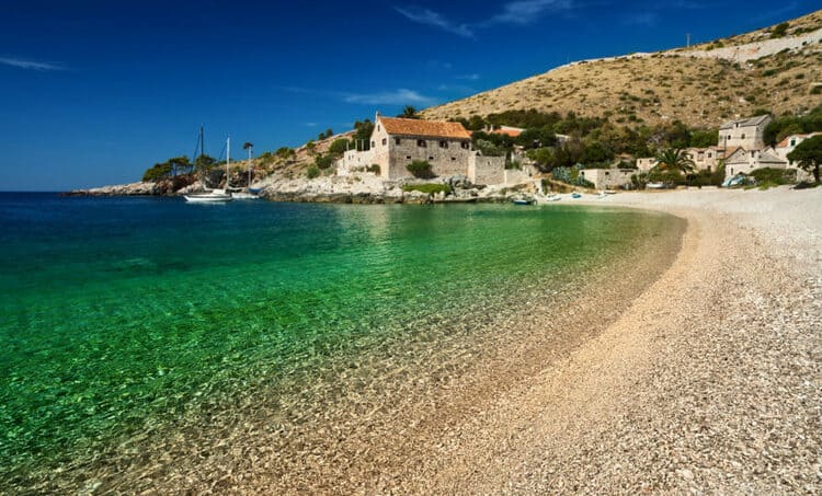 лучшие пляжи для отдыха в Хорватии