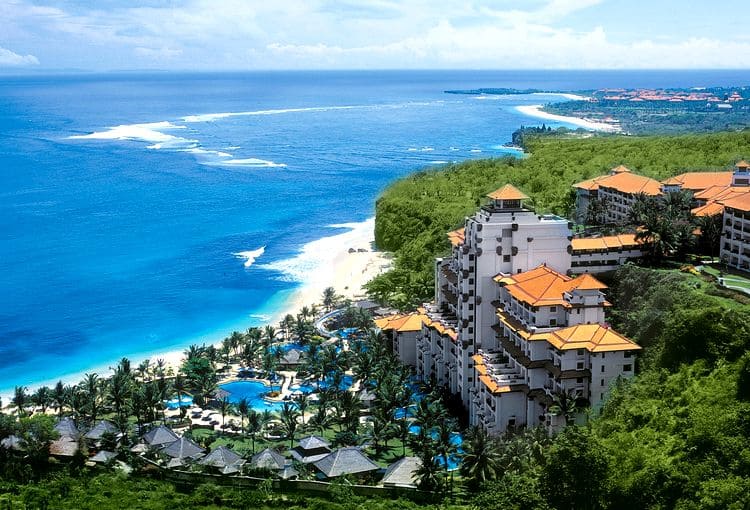 Курорты Индонезии отличное место для пляжного и экскурсионного отдыха